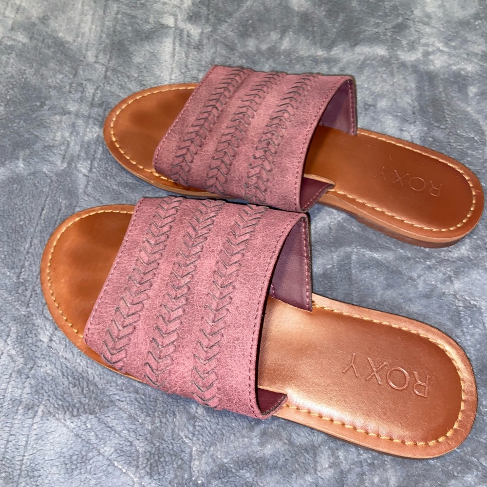 Roxy slides
